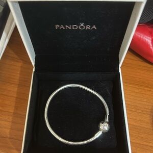 Pandora bracelet silver like new